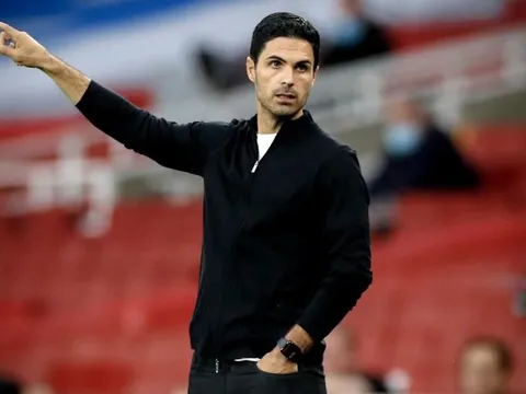 'Đó là một quyết định quá lạ lùng của Arteta'