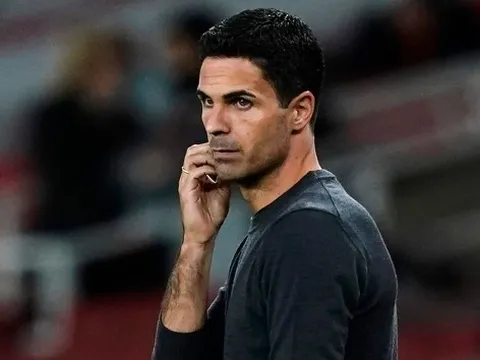 "Đó là một thảm họa ngay từ đầu với Arsenal..."