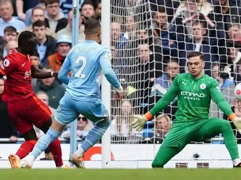 Đôi công nghẹt thở, Man City và Liverpool bất phân thắng bại