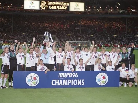 Đội hình bất khả chiến bại của Đức trong lịch sử EURO