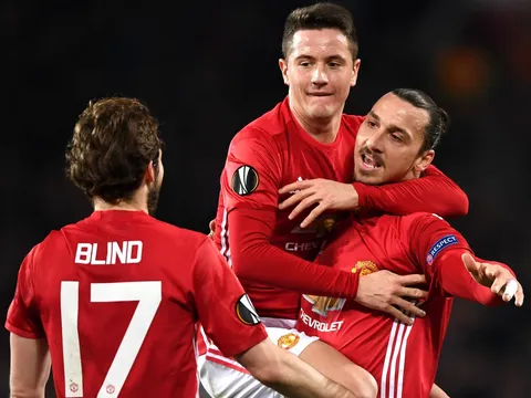 Đội hình chất lượng rời M.U từ năm 2014: Lãng phí lớn; 19 danh hiệu