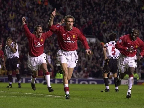 Đội hình huyền thoại vô duyên với C1: Man United góp 1 đại diện