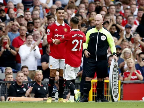 Đội hình M.U đấu Sociedad: 1 cái tên OUT; Rõ Ronaldo, Antony