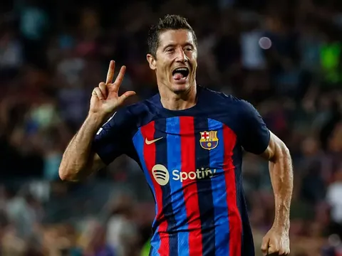 Đội hình tiêu biểu La Liga tháng 9: Ấn tượng Lewandowski, bộ 3 Real