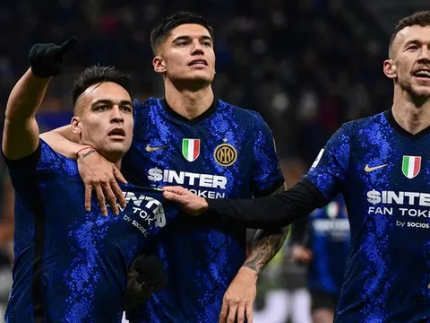 Đội hình tiêu biểu Serie A tháng 12: Hàng thủ Inter, 3 học trò Sarri