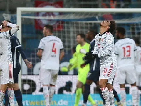 Đội hình tiêu biểu vòng 22 Bundesliga: Cặp cánh Dortmund, nỗi buồn Lewan