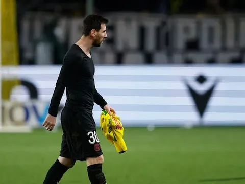 Đội hình tiêu biểu vòng 25 Ligue 1: Vẫn là Messi, lính đánh thuê Mourinho