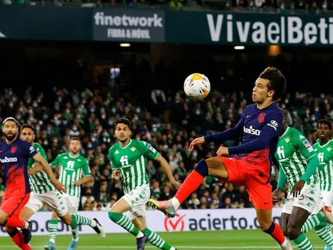 Đội hình tiêu biểu vòng 27 La Liga: 2 lão tướng Real - Barca, trò cưng Simeone