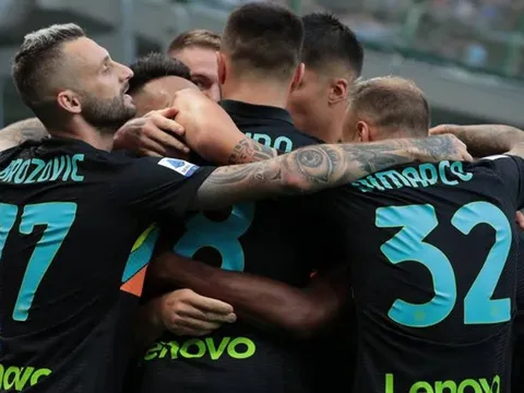 Đội hình tiêu biểu vòng 4 Serie A: Hàng thủ Napoli, cặp sen đầm Inter