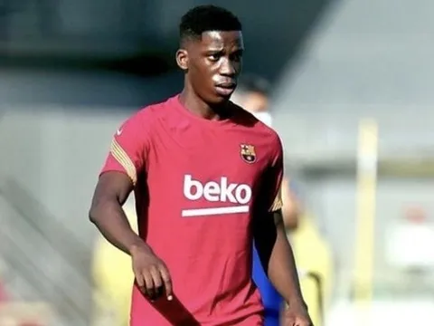 Đối tác đưa lời đề nghị chiêu mộ kẻ nổi loạn ở Barca