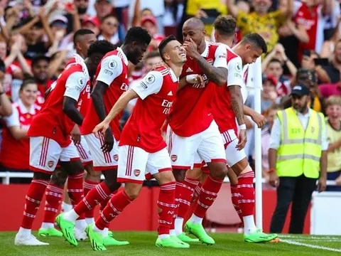 Đối thủ báo tin vui cho Arsenal