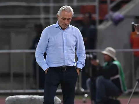 Đội tuyển UAE giữa muôn trùng vây trước ngày đấu Việt Nam