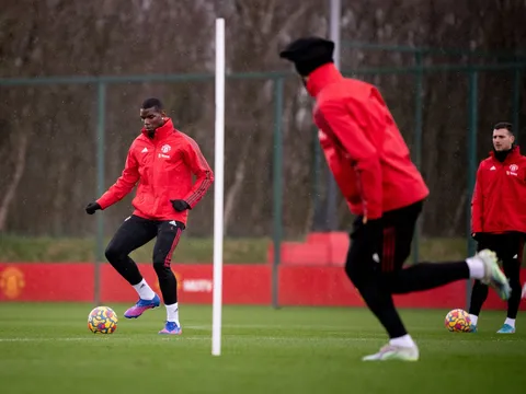Đón 2 viện binh, sân tập Man Utd trở nên khác biệt
