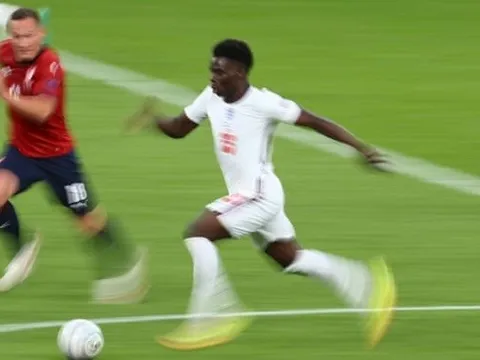 Đón tin vui từ Saka, Southgate có nghe theo lời khuyên của Mourinho?