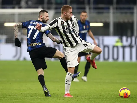 Đón Vlahovic, Juventus sắp để sao trẻ đến London