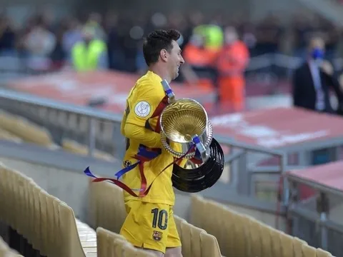 Messi đích thị là 'vị thánh sống' tại Barca sau khoảnh khắc này