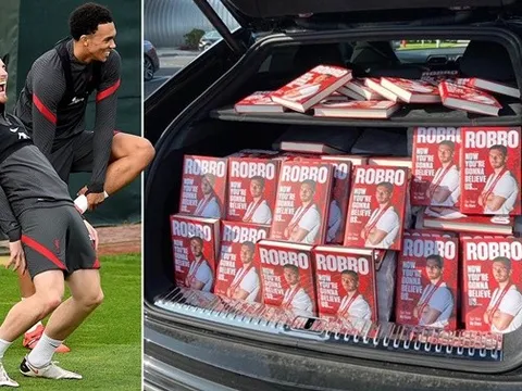 Động thái ủng hộ gây choáng của Arnold dành cho Robertson