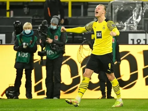 Haaland tỏa sáng, Dortmund phả hơi nóng vào gáy Bayern