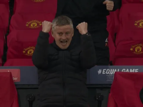 Solsa: "Thể lực của cậu ấy thật không thể tin được"