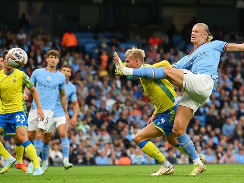 Quá đáng sợ, Haaland bùng nổ với 2 cú hattrick liên tiếp