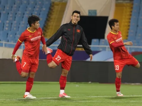 ĐT Việt Nam đón 2 trụ cột trở lại trước thềm trận Trung Quốc
