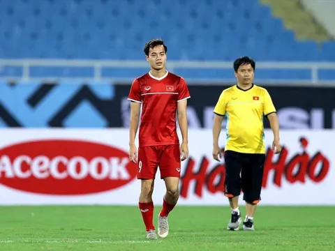 ĐT Việt Nam được hưởng penalty, Quang Hải lên tiếng về Văn Toàn