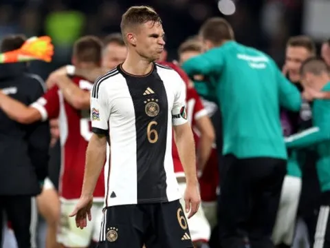 Đức thua sốc Hungary trên sân nhà