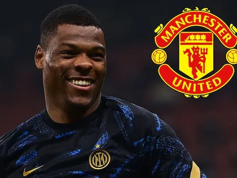 Rao bán Wan-Bissaka, theo đuổi cơn lốc đường biên, Ten Hag đang đi đúng hướng