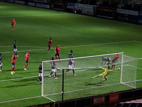 Được bắt chính, Dean Henderson cứ ngỡ là mơ