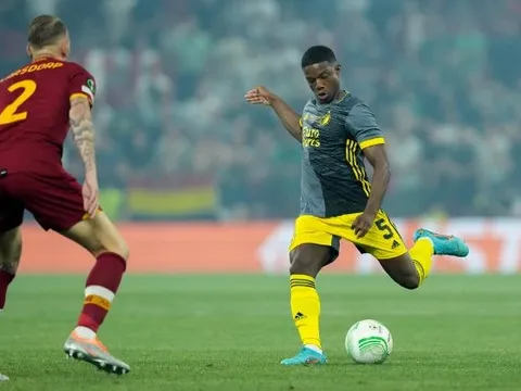 Được hỏi về Man Utd, Tyrell Malacia nhấn mạnh 2 từ