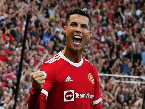 "Messi có thể kiểm soát cả một trận đấu, Ronaldo thì không"