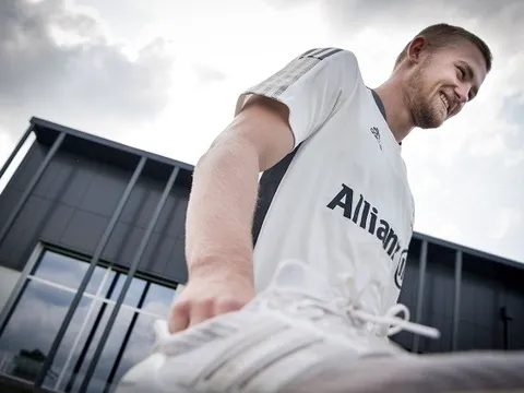 'Vài năm nữa Juventus sẽ có trung vệ xuất sắc nhất thế giới'