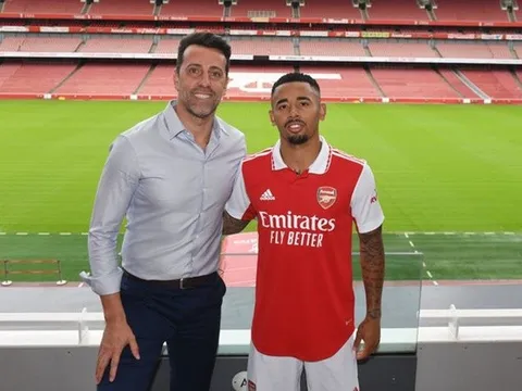 Gặp Edu, chuyên gia tiết lộ khả năng Arsenal đón thêm tân binh