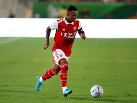 Edu xây lại con đường của Saliba