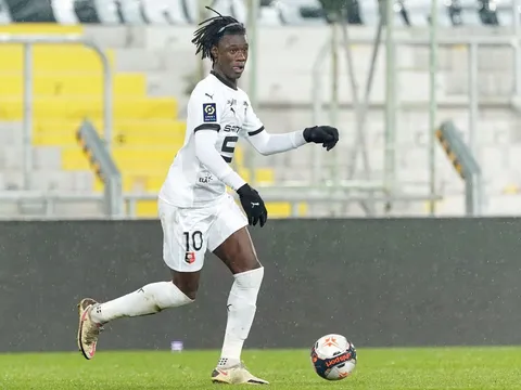 Eduardo Camavinga thích Jadon Sancho tới Man Utd