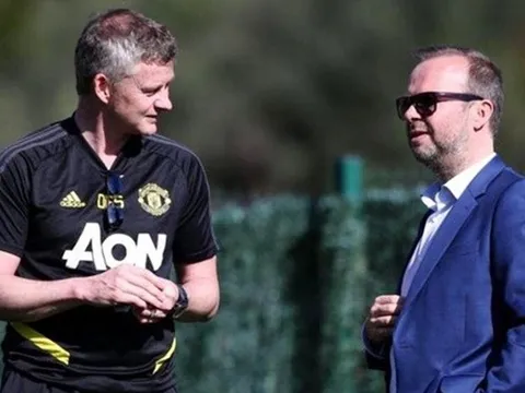 Jason Cundy: "Ed Woodward sẽ sa thải Ole nếu....."
