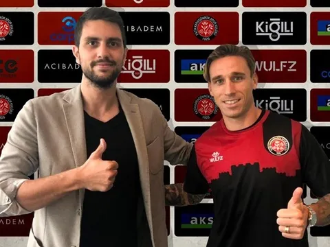 CHÍNH THỨC: Rời Milan, "nhà đạo diễn" có bến đỗ mới