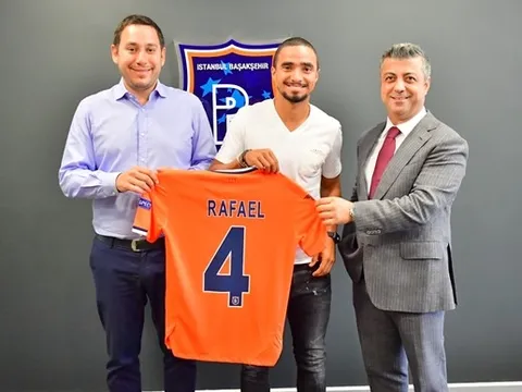 CHÍNH THỨC: "Trò cưng" của Sir Alex rời Lyon, sang Thổ Nhĩ Kỳ thi đấu