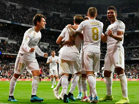 El Clasico tạm hoãn, "siêu thú" Real là người hưởng lợi nhất!