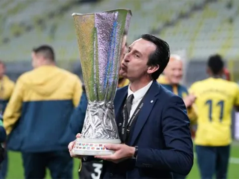 Emery đăng quang Europa League, CĐV Arsenal bày tỏ sự hối tiếc