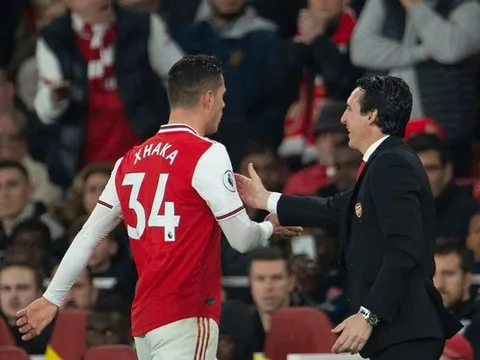 Emery lên án và trừng phạt Xhaka: "Cậu ta sai quá sai!"