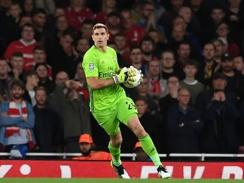 Đại diện xác nhận, 'nạn nhân' của Leno trên đường rời Arsenal