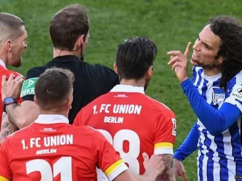 Emmanuel Petit khuyên sao Arsenal 'ngậm miệng lại'