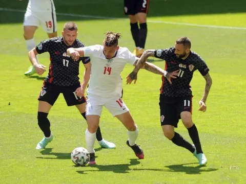 Man Utd mở đàm phán chiêu mộ 'máy quét' 60 triệu bảng