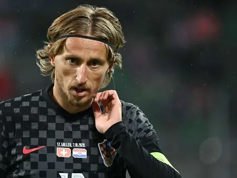 Luka Modric tuyên chiến với truyền thông Anh