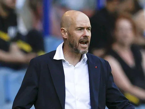 "Chuyển đến Man Utd là bước lùi trong sự nghiệp cậu ấy"