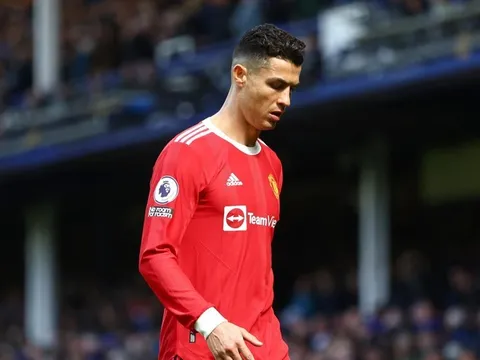 Erik ten Hag có thể đã giải quyết được vấn đề Cristiano Ronaldo