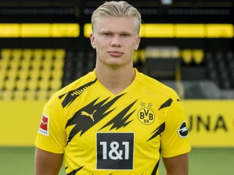 Rời Dortmund lúc này, Haaland sẽ tiếp bước "siêu bom xịt" của Barca