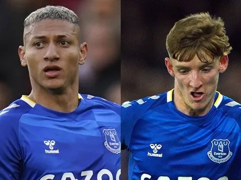 Everton có câu trả lời cho tham vọng 'nổ' cú đúp của Conte
