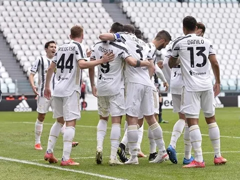 "Hàng hớ" Chelsea lập công, Juventus củng cố vững chắc vị trí trong tốp 4